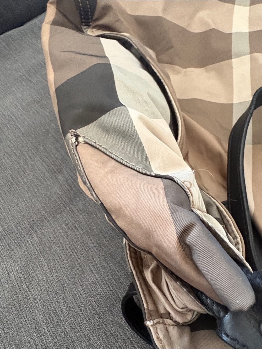Burberry Beige and Black Check Canvas Tote - Picture 7 of 9